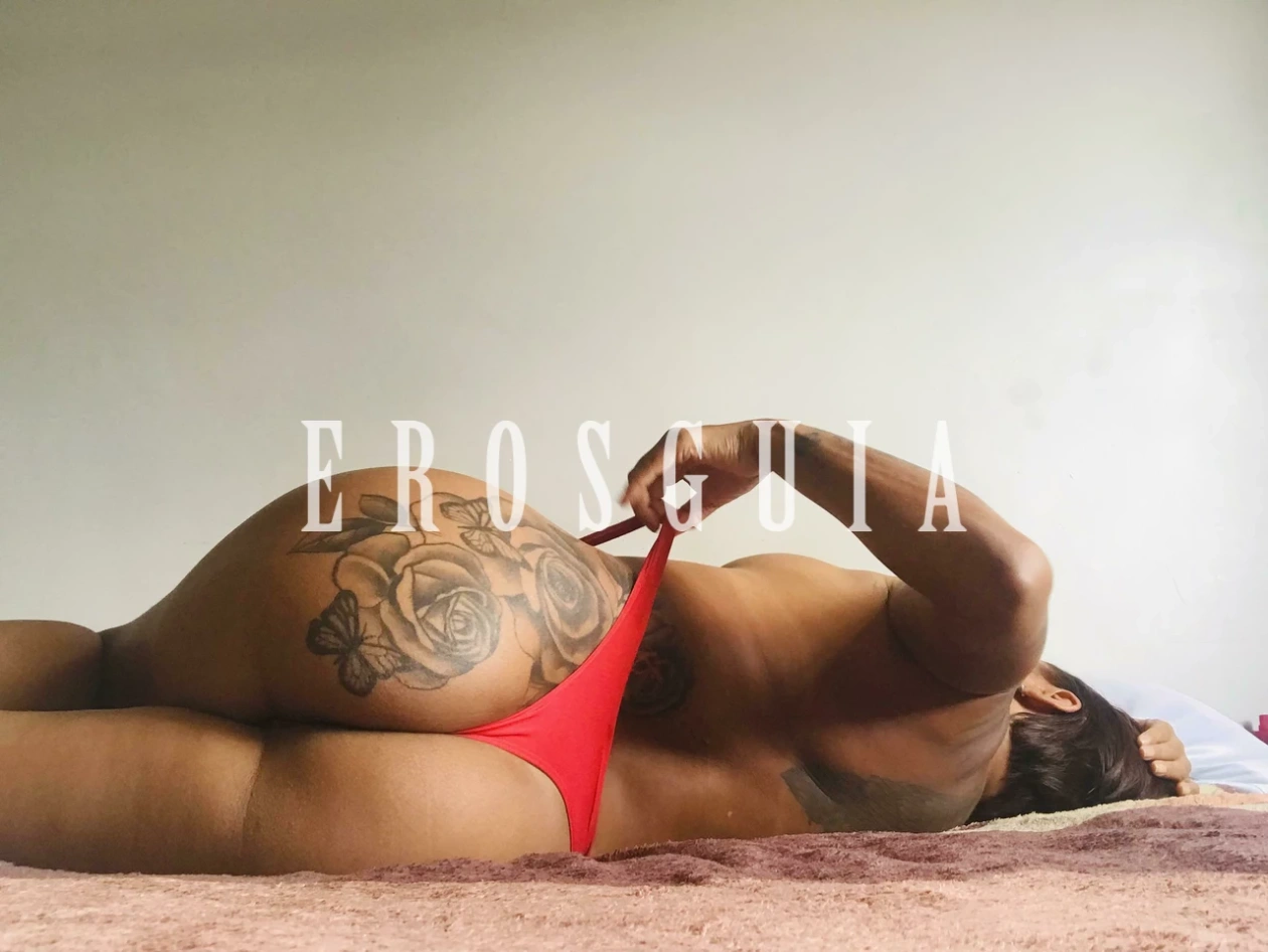 Beijos na boca, Fetichismo, Atenção à casais, Oral com camisinha, Oral sem camisinha, Chuva dourada, Beijo negro, Sexo anal, Lésbica, Ejaculação corpo, Namoradinha, Oral até o final, Duplas, Ejaculação facial, Lingerie, Festas i eventos, Atenção à mulheres, Despedida de solteiro: garotas de programa em Resende