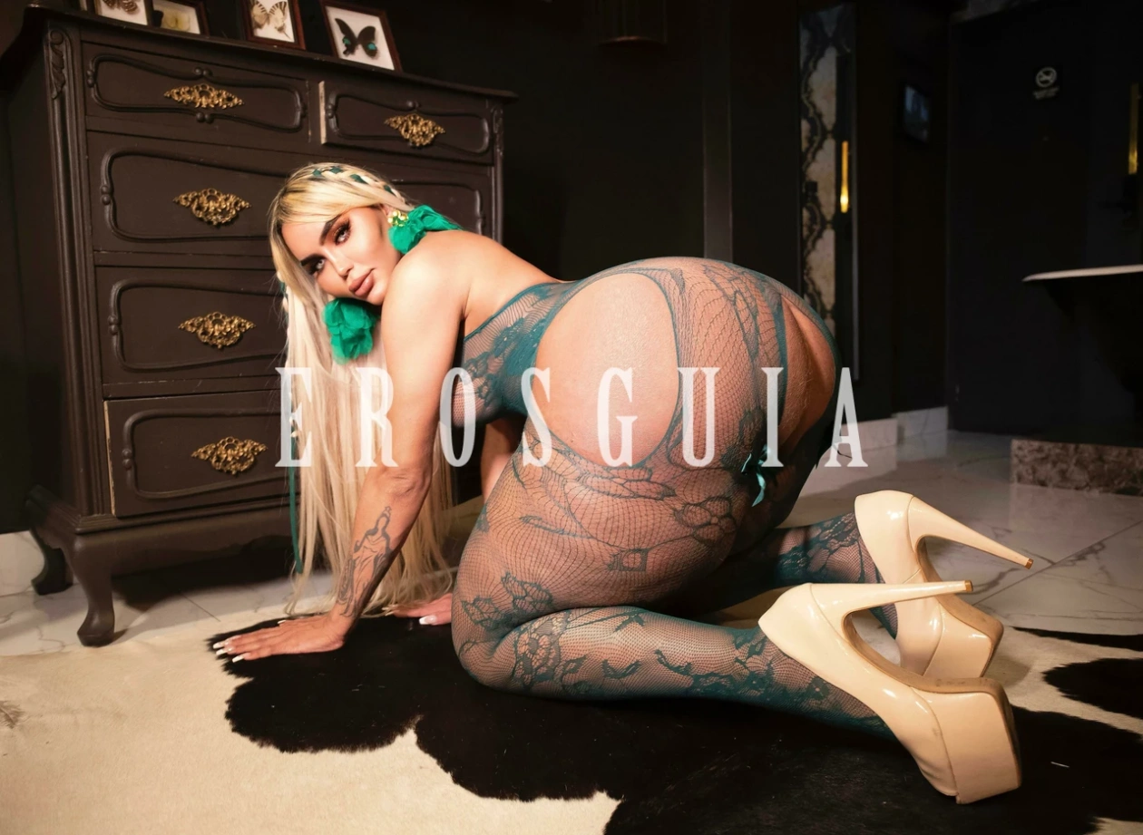Sabryna banks, travesti em Rio de Janeiro