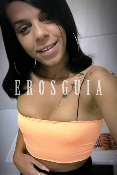 Karoll, travesti em Caruaru 81973347300