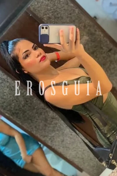 Larissa gabryel, travesti em Cuiabá 65984392009