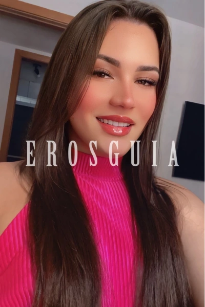 Camila Luzzon, travesti em Curitiba 41985192407