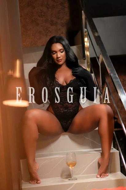 Sado dominadora, Fetichismo, Chuva dourada, Atenção à deficientes físicos, Garganta profunda, Beijo negro, Beijos na boca, Ejaculação corpo, Massagem erótica, Namoradinha, Oral sem camisinha, Fantasias e figurinos, Orgia, Trios, Duplas, Sexcam, Atenção à casais, Ejaculação facial, Festas i eventos, Sexo anal, Lingerie, Fisting Anal, Sado suave, Atenção à mulheres, Strap on, Oral até o final: garotas de programa em Curitiba