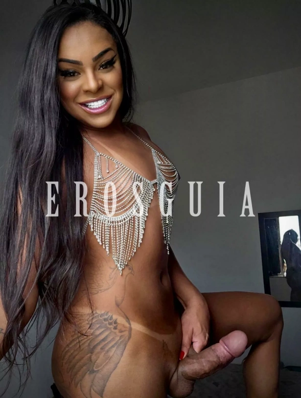 Beijos na boca, Fetichismo, Atenção à casais, Oral com camisinha, Oral sem camisinha, Sado submissa, Chuva dourada, Beijo negro, Cubana, Sexo anal, Garganta profunda, Lésbica, Beijo branco, Ejaculação corpo, Namoradinha, Oral até o final, Duplas, Sado dominadora, Fantasias e figurinos, Massagem erótica, Trios, Ejaculação facial, PSE, Sado suave, Sado duro, Lingerie, Ativa, Passiva, Inversao de papéis, Sem limite, Festas i eventos, Fisting Anal, Versatil, Experta principiantes, Atenção à deficientes físicos, Despedida de solteiro, Orgia, Sexcam: travesti em Niterói