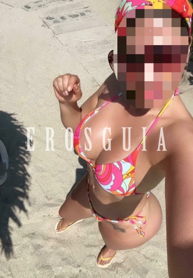 Beijos na boca, Fetichismo, Atenção à casais, Oral com camisinha, Oral sem camisinha, Chuva dourada, Sexo anal, Ejaculação corpo, Namoradinha, Oral até o final, Duplas, Sado dominadora: garotas de programa em Curitiba