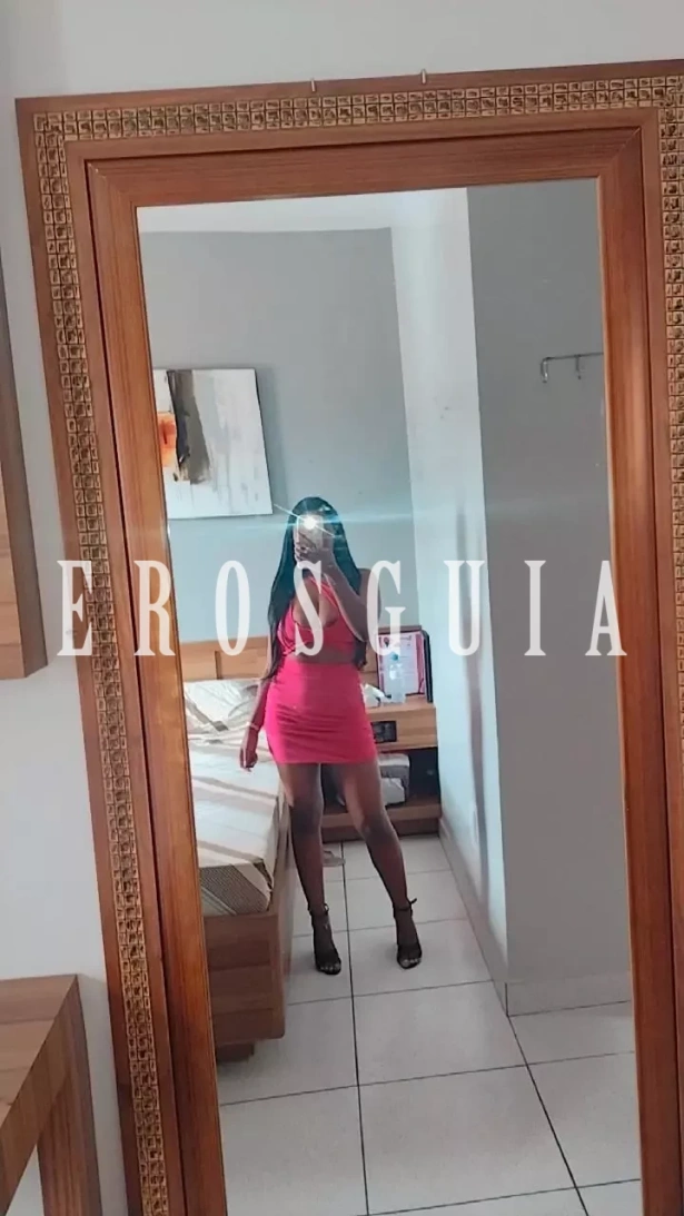 Beijos na boca, Atenção à casais, Oral sem camisinha, Chuva dourada, Beijo negro, Sexo anal, Namoradinha, Sado suave, Lingerie, Festas i eventos: garotas de programa em São Paulo