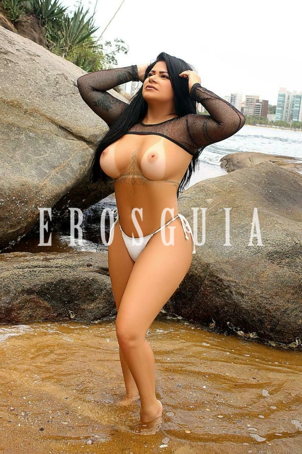 Beijos na boca, Atenção à casais, Oral sem camisinha, Namoradinha, Oral até o final, Massagem erótica, Lingerie, Festas i eventos, Atenção à deficientes físicos, Atenção à mulheres, Despedida de solteiro: garotas de programa em Rio de Janeiro