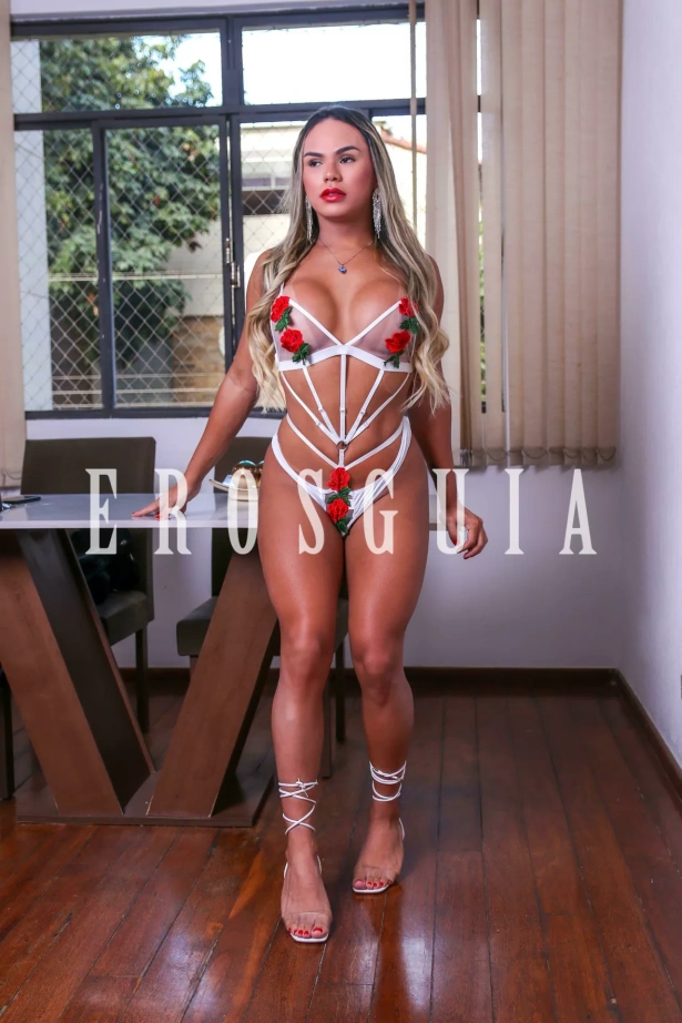 Marcela, travesti em Fortaleza