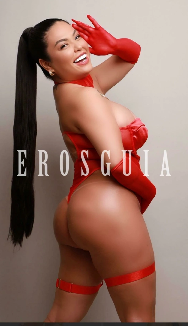 Beijos na boca, Atenção à casais, Oral sem camisinha, Chuva dourada, Beijo negro, Lésbica, Ejaculação corpo, Namoradinha, Oral até o final, Duplas, Fantasias e figurinos, Ejaculação facial, Lingerie, Festas i eventos, Atenção à deficientes físicos, Atenção à mulheres, Despedida de solteiro, Orgia, Sexcam: garotas de programa em São Paulo