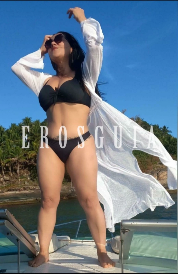 Beijos na boca, Fetichismo, Atenção à casais, Oral com camisinha, Sado submissa, Chuva dourada, Beijo negro, Cubana, Sexo anal, Garganta profunda, Lésbica, Beijo branco, Ejaculação corpo, Namoradinha, Oral até o final, Duplas, Sado dominadora, Fantasias e figurinos, Massagem erótica, Strap on, Trios, Ejaculação facial, PSE, Sado suave, Sado duro, Lingerie, Atenção à mulheres, Sexcam: garotas de programa em São Paulo