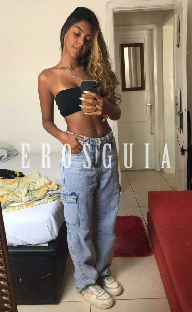 Beijos na boca, Fetichismo, Atenção à casais, Oral com camisinha, Oral sem camisinha, Squirting, Sado submissa, Chuva dourada, Beijo negro, Cubana, Sexo anal, Garganta profunda, Lésbica, Beijo branco, Ejaculação corpo, Namoradinha, Oral até o final, Duplas, Sado dominadora, Fantasias e figurinos, Massagem erótica, Strap on, Trios, Ejaculação facial, PSE, Sado suave, Lingerie, Festas i eventos, Atenção à deficientes físicos, Atenção à mulheres, Despedida de solteiro, Orgia, Face fucking, Sexcam: garotas de programa em Guarulhos