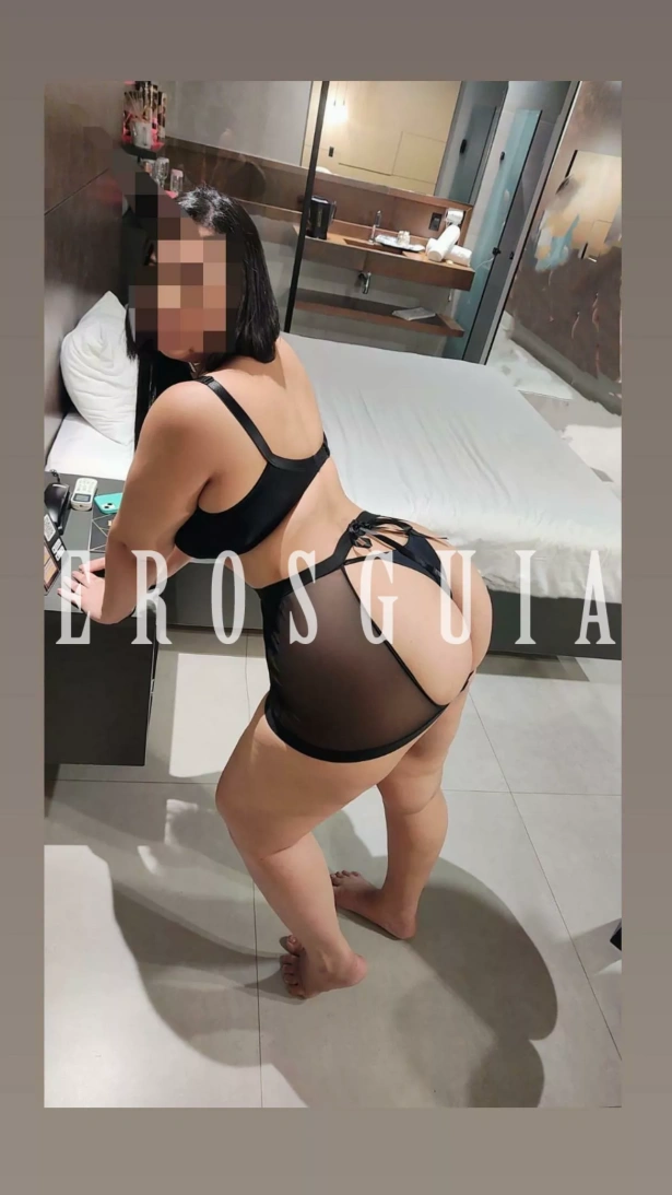 Acompanhantes, Beijos na boca, Fetichismo, Oral com camisinha