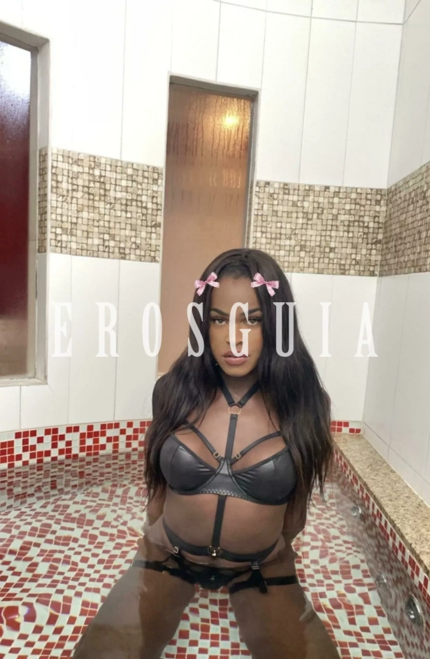 Arielly, travesti em Rio de Janeiro
