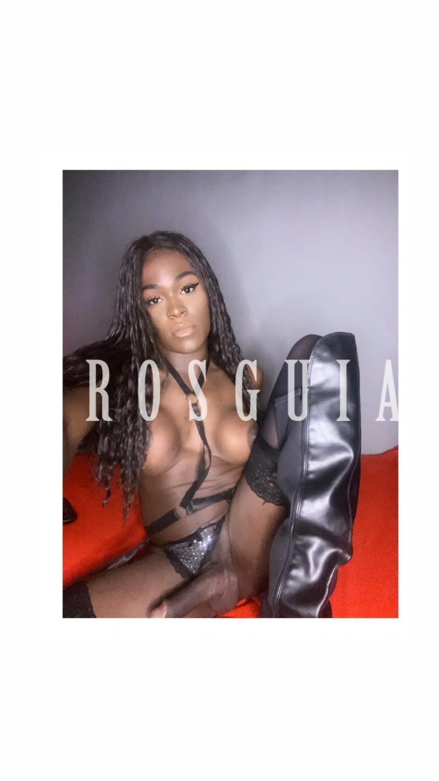 Beijos na boca, Fetichismo, Atenção à casais, Oral sem camisinha, Chuva dourada, Sexo anal, Garganta profunda, Ejaculação corpo, Namoradinha, Oral até o final, Massagem erótica, Trios, Lingerie, Ativa, Inversao de papéis, Experta principiantes, Orgia, Sexcam: travesti em Rio de Janeiro