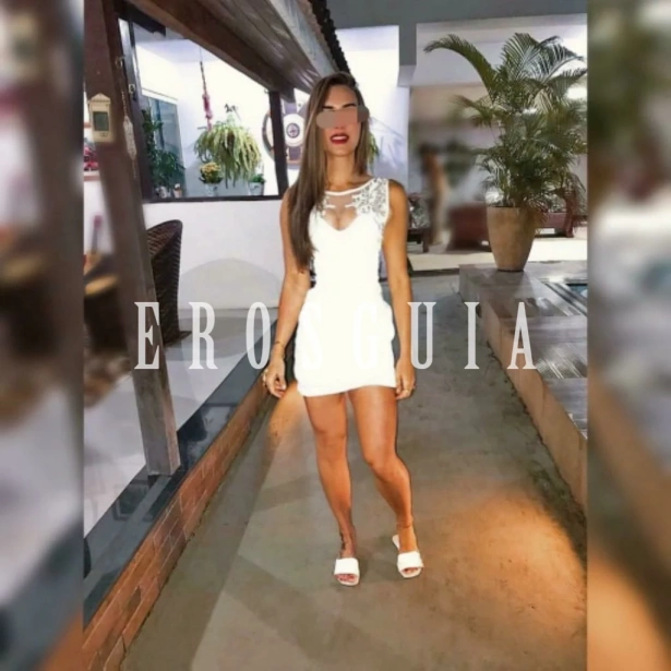 Manú ferri,  manú,sou uma acompanhante brasileira l