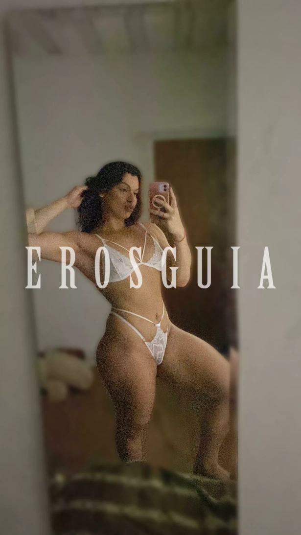 Beijos na boca, Atenção à casais, Oral com camisinha, Oral sem camisinha, Sexo anal, Garganta profunda, Ejaculação corpo, Namoradinha, Oral até o final, Ativa, Passiva, Inversao de papéis, Versatil, Atenção à mulheres, Face fucking, Sexcam: travesti em Rio de Janeiro