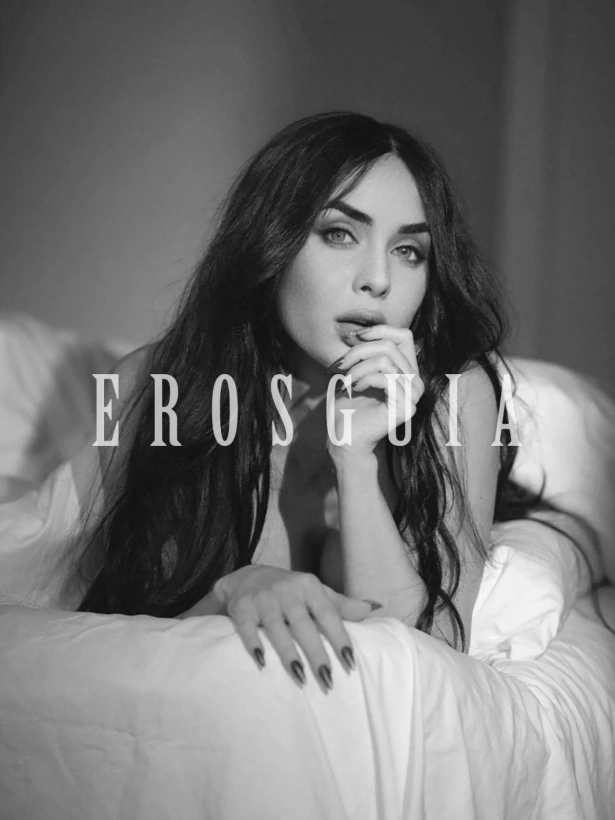 Beijos na boca, Oral com camisinha, Chuva dourada, Garganta profunda, Namoradinha, Fantasias e figurinos, Massagem erótica, Sado suave, Lingerie, Festas i eventos, Atenção à deficientes físicos, Atenção à mulheres, Despedida de solteiro, Sexcam: garotas de programa em Curitiba