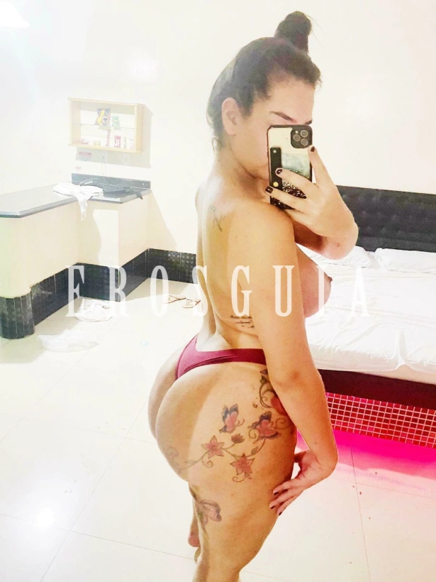 Hellen, travesti em Fortaleza