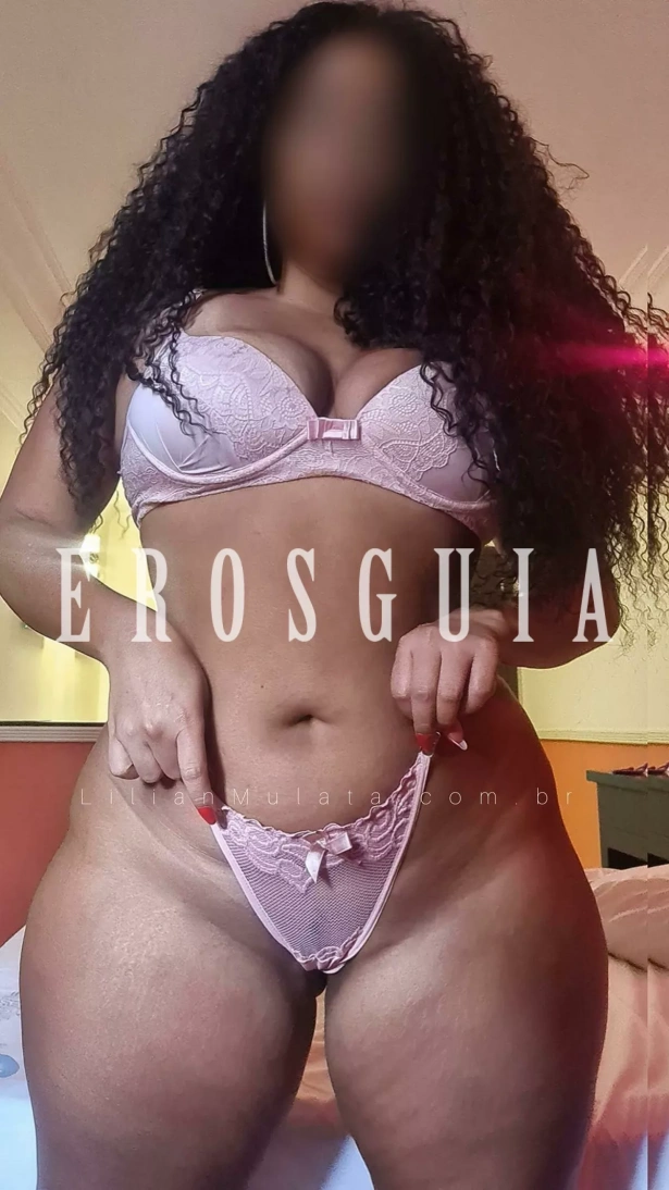 Beijos na boca, Fetichismo, Atenção à casais, Oral sem camisinha, Chuva dourada, Garganta profunda, Namoradinha, Oral até o final, Sado dominadora, Fantasias e figurinos, Massagem erótica, Strap on, Sado suave, Sado duro, Lingerie, Atenção à mulheres, Face fucking: garotas de programa em São Paulo