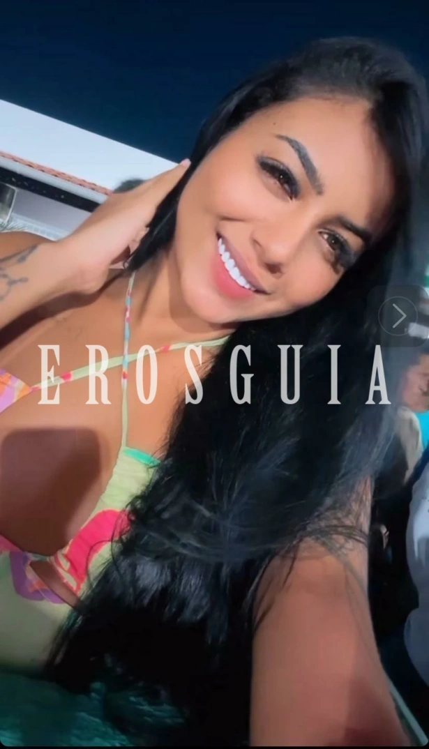 Acompanhantes, Beijos na boca, Fetichismo, Oral com camisinha