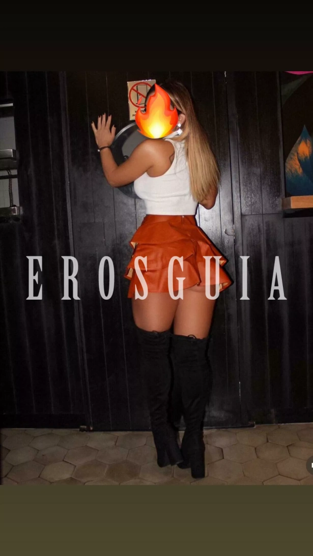 Beijos na boca, Fetichismo, Atenção à casais, Oral sem camisinha, Beijo negro, Sexo anal, Namoradinha, Oral até o final, Duplas, Despedida de solteiro: garotas de programa em Três Lagoas