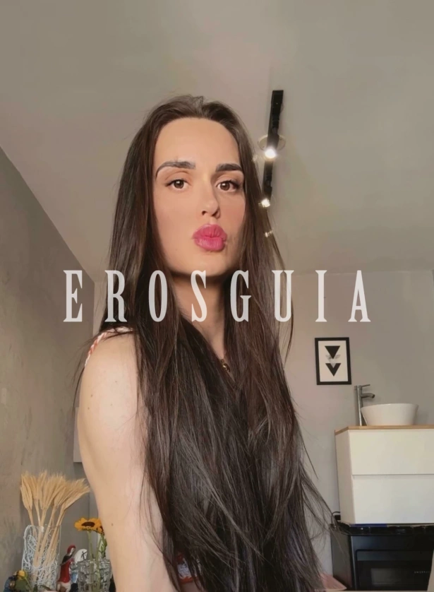 Beijos na boca, Oral sem camisinha, Chuva dourada, Sexo anal, Garganta profunda, Ejaculação corpo, Namoradinha, Oral até o final, Duplas, Massagem erótica, Ejaculação facial, Lingerie, Ativa, Passiva, Brinquedos secuais, Festas i eventos, Atenção à mulheres, Orgia, Sexcam: travesti em Campinas