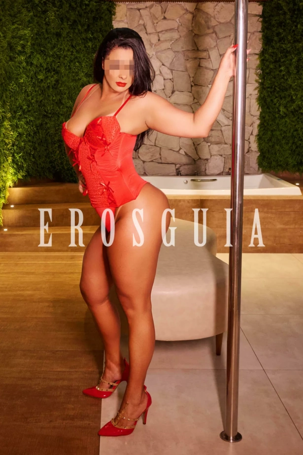 Beijos na boca, Fetichismo, Atenção à casais, Oral sem camisinha, Squirting, Chuva dourada, Sexo anal, Garganta profunda, Ejaculação corpo, Namoradinha, Oral até o final, Duplas, Sado dominadora, Fantasias e figurinos, Massagem erótica, Strap on, PSE, Sado suave, Lingerie, Fisting Anal, Atenção à deficientes físicos, Orgia, Face fucking, Sexcam: garotas de programa em Salvador