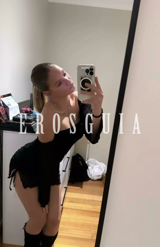 Beijos na boca, Fetichismo, Oral com camisinha, Oral sem camisinha, Sado submissa, Sexo anal, Ejaculação corpo, Namoradinha, Oral até o final, Sado dominadora, Fantasias e figurinos, Massagem erótica, Lingerie, Ativa, Passiva, Brinquedos secuais, Sem limite, Festas i eventos, Fisting Anal, Versatil, Atenção à mulheres, Despedida de solteiro: travesti em Porto Alegre