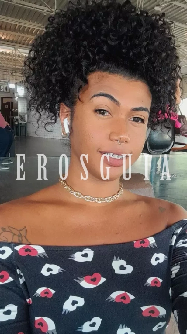 Travestis, Beijos na boca, Fetichismo, Oral com camisinha