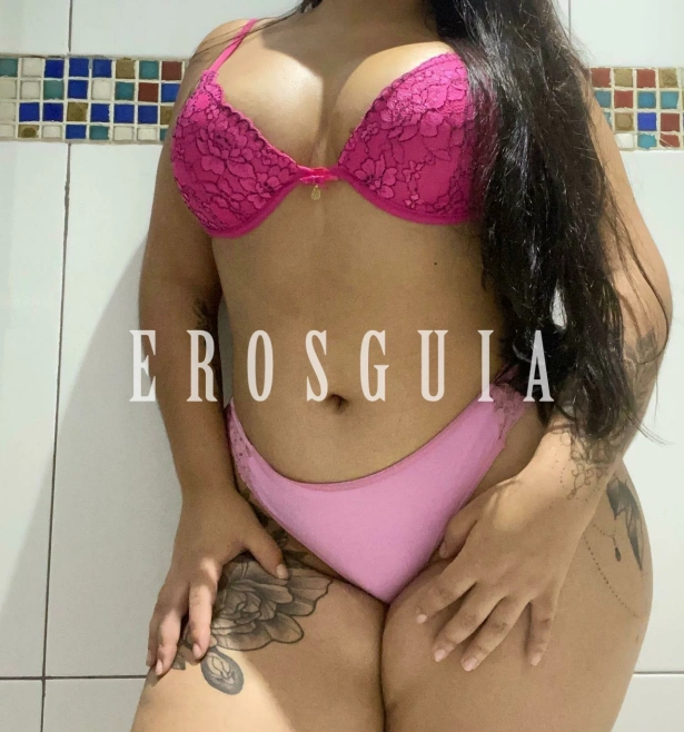 Mirela baixinha, acompanhante em São Paulo
