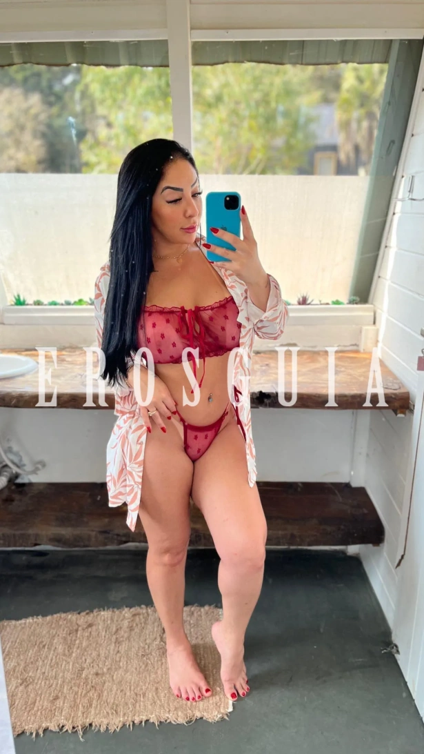 Beijos na boca, Oral com camisinha, Oral sem camisinha, Sexo anal, Ejaculação corpo, Namoradinha, Fantasias e figurinos, Lingerie, Festas i eventos, Despedida de solteiro: garotas de programa em Maringá
