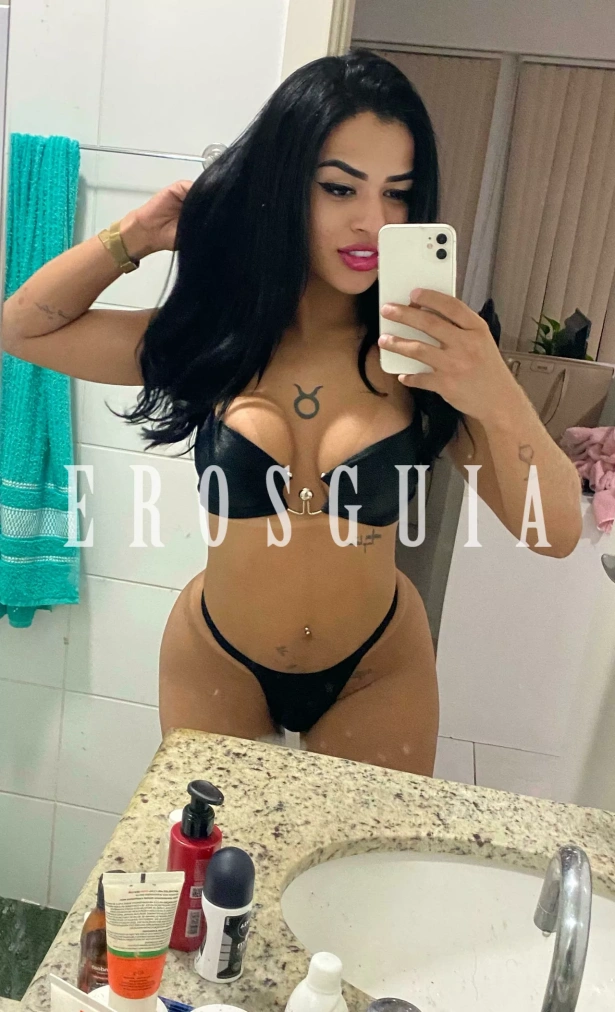 Beijos na boca, Fetichismo, Atenção à casais, Oral com camisinha, Oral sem camisinha, Sado submissa, Chuva dourada, Beijo negro, Sexo anal, Lésbica, Ejaculação corpo, Namoradinha, Oral até o final, Sado dominadora, Fantasias e figurinos, Massagem erótica, Ejaculação facial, Sado suave, Lingerie, Ativa, Passiva, Brinquedos secuais, Festas i eventos, Fisting Anal, Despedida de solteiro, Orgia, Sexcam: travesti em Petrolina