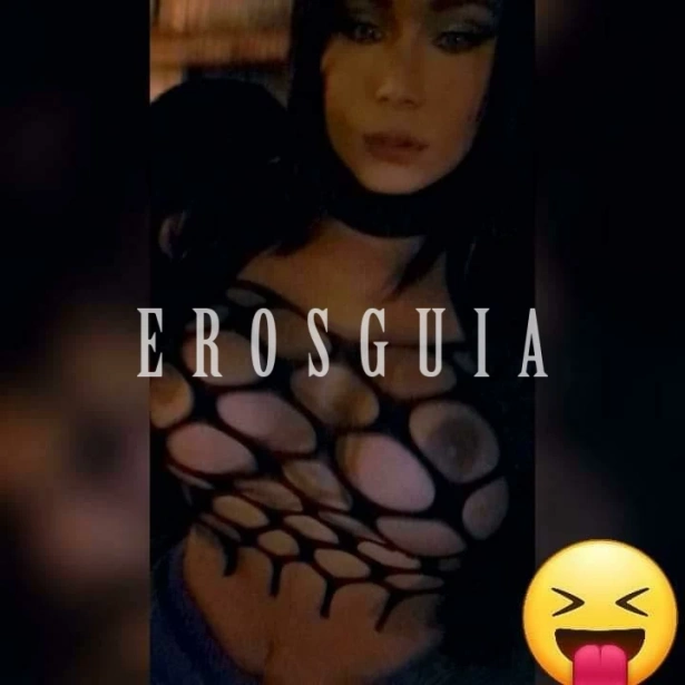 Esther, travesti em Balneário Camboriú