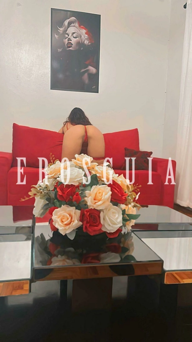 Fetichismo, Garganta profunda, Beijos na boca, Oral com camisinha, Ejaculação corpo, Massagem erótica, Namoradinha, Oral sem camisinha, Fantasias e figurinos, Atenção à casais, Sexo anal, Oral até o final, Squirting: garotas de programa em Caxias do Sul