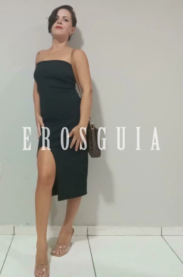 Beijos na boca, Fetichismo, Atenção à casais, Oral com camisinha, Oral sem camisinha, Sado submissa, Chuva dourada, Beijo negro, Sexo anal, Lésbica, Beijo branco, Ejaculação corpo, Namoradinha, Duplas, Sado dominadora, Massagem erótica, Strap on, Trios, Ejaculação facial, Sado suave, Lingerie, Festas i eventos, Atenção à mulheres, Despedida de solteiro, Orgia, Sexcam: garotas de programa em Rio de Janeiro
