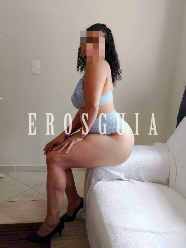 Beijos na boca, Oral sem camisinha, Chuva dourada, Beijo negro, Sexo anal, Namoradinha, Duplas: garotas de programa em Curitiba