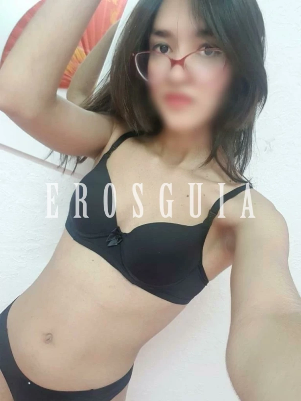 Beijos na boca, Fetichismo, Atenção à casais, Oral com camisinha, Oral sem camisinha, Sado submissa, Chuva dourada, Beijo negro, Cubana, Sexo anal, Garganta profunda, Lésbica, Beijo branco, Ejaculação corpo, Namoradinha, Oral até o final, Duplas, Sado dominadora, Fantasias e figurinos, Massagem erótica, Strap on, Ejaculação facial, PSE, Sado suave, Sado duro, Lingerie, Festas i eventos, Fisting Anal, Atenção à deficientes físicos, Atenção à mulheres, Despedida de solteiro, Orgia, Face fucking, Fisting vaginal, Sexcam: garotas de programa em Mogi das Cruzes