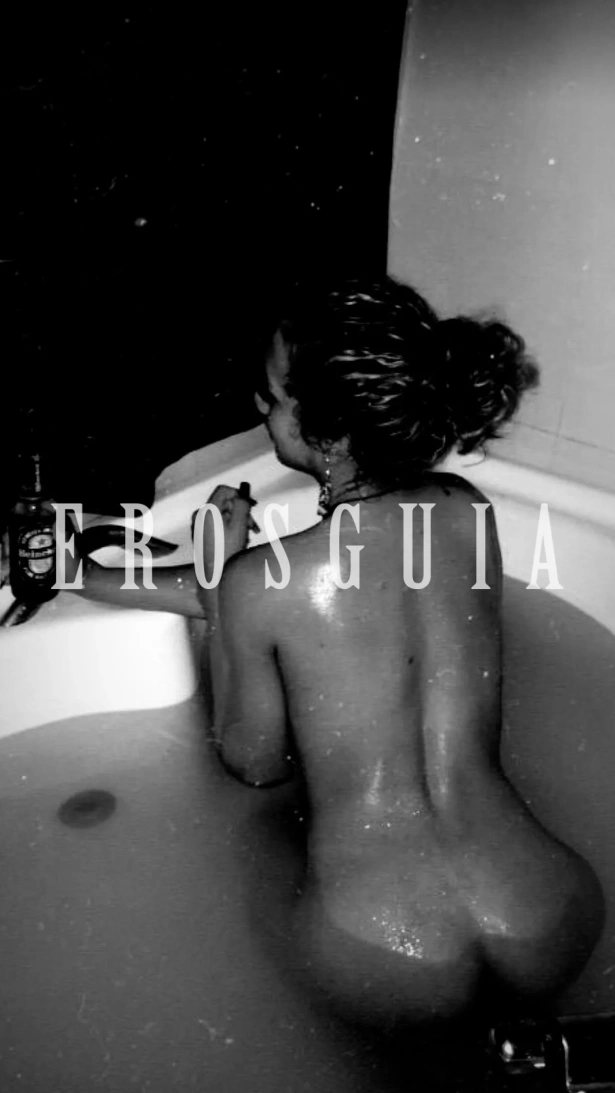 Beijos na boca, Fetichismo, Atenção à casais, Oral sem camisinha, Beijo negro, Sexo anal, Garganta profunda, Ejaculação corpo, Namoradinha, Oral até o final, Duplas, Massagem erótica, Lingerie, Ativa, Passiva, Inversao de papéis, Festas i eventos, Versatil, Atenção à deficientes físicos, Despedida de solteiro, Orgia: travesti em Natal