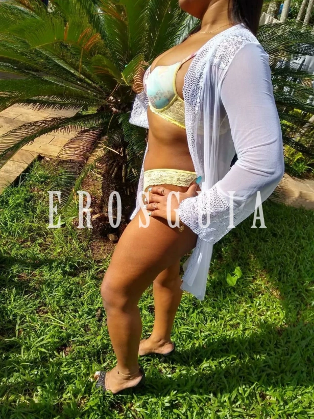 Beijos na boca, Fetichismo, Atenção à casais, Oral com camisinha, Oral sem camisinha, Squirting, Sado submissa, Chuva dourada, Sexo anal, Garganta profunda, Lésbica, Beijo branco, Ejaculação corpo, Namoradinha, Oral até o final, Duplas, Sado dominadora, Fantasias e figurinos, Massagem erótica, Strap on, Trios, Ejaculação facial, Sado suave, Lingerie, Festas i eventos, Fisting Anal, Atenção à deficientes físicos, Atenção à mulheres, Despedida de solteiro, Orgia, Fisting vaginal, Sexcam: garotas de programa em Novo Hamburgo