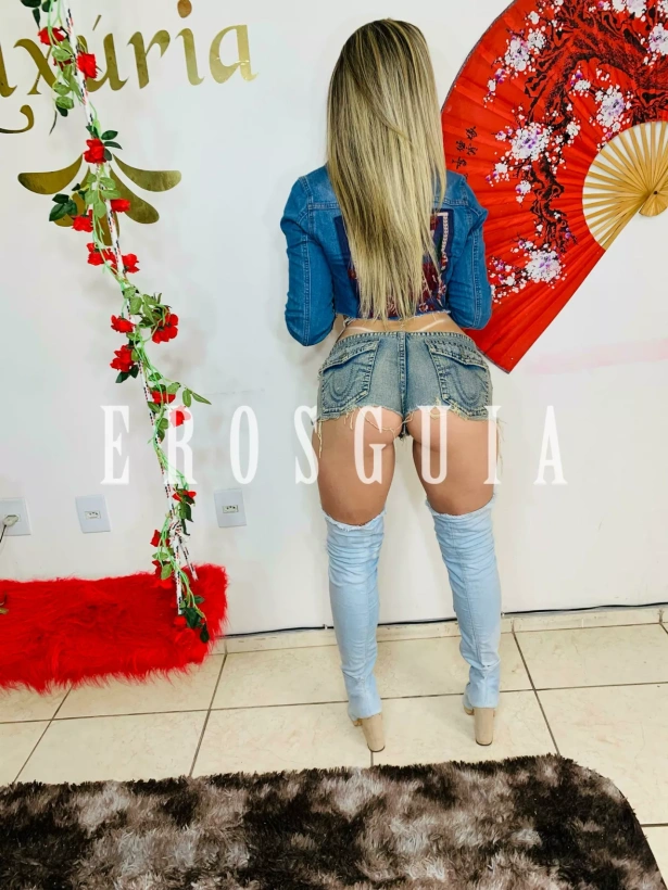 Monique, acompanhante em Canoas