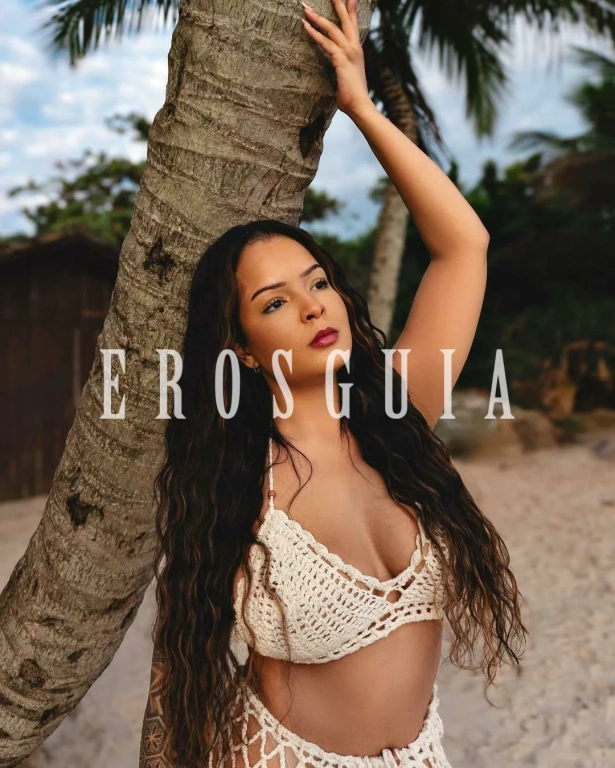 Beijos na boca, Fetichismo, Oral com camisinha, Oral sem camisinha, Beijo negro, Garganta profunda, Ejaculação corpo, Namoradinha, Oral até o final, Massagem erótica, Lingerie: garotas de programa em Criciúma