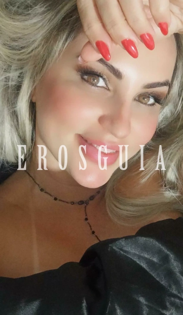 Beijos na boca, Namoradinha, Atenção à deficientes físicos: garotas de programa em Recife