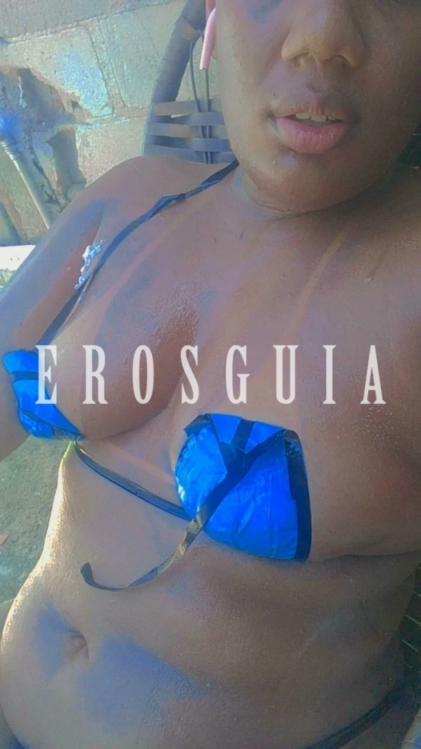 Acompanhantes, Beijos na boca, Fetichismo, Oral com camisinha