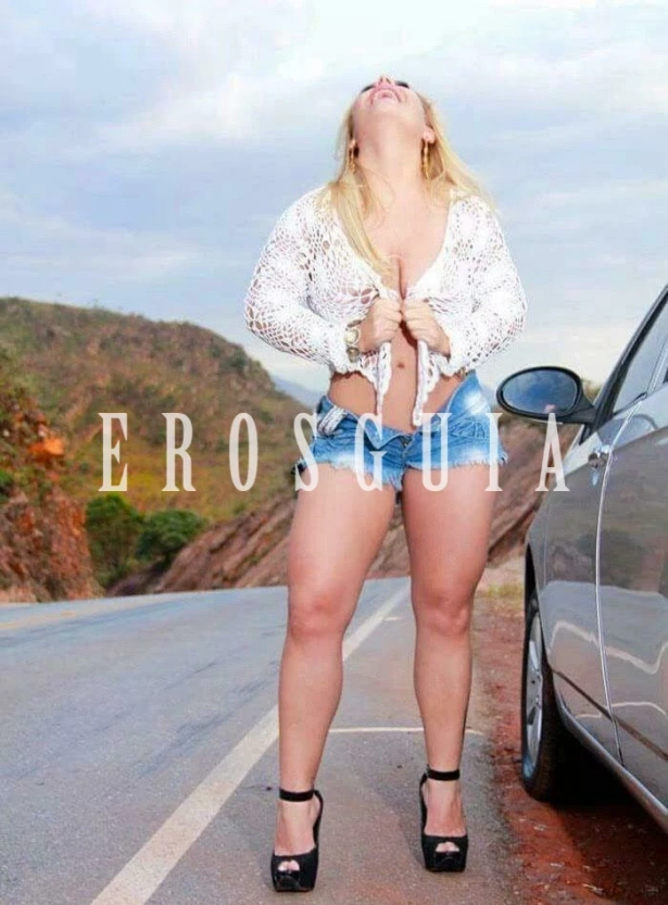 Beijos na boca, Fetichismo, Atenção à casais, Oral com camisinha, Oral sem camisinha, Squirting, Sado submissa, Chuva dourada, Beijo negro, Cubana, Sexo anal, Garganta profunda, Lésbica, Beijo branco, Ejaculação corpo, Namoradinha, Oral até o final, Duplas, Sado dominadora, Fantasias e figurinos, Massagem erótica, Strap on, Trios, Ejaculação facial, PSE, Sado suave, Sado duro, Lingerie, Festas i eventos, Fisting Anal, Atenção à deficientes físicos, Atenção à mulheres, Despedida de solteiro, Orgia, Face fucking, Fisting vaginal, Sexcam: garotas de programa em Fortaleza