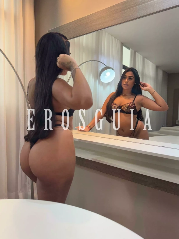 Acompanhantes, Beijos na boca, Fetichismo, Oral com camisinha