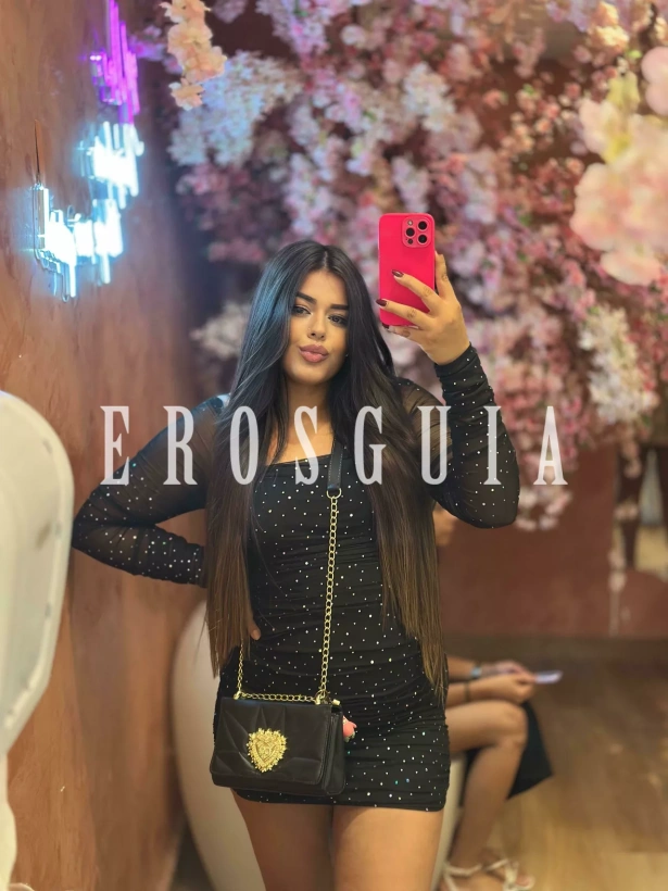 Beijos na boca, Fetichismo, Atenção à casais, Oral com camisinha, Squirting, Sado submissa, Chuva dourada, Beijo negro, Cubana, Sexo anal, Garganta profunda, Lésbica, Beijo branco, Ejaculação corpo, Namoradinha, Oral até o final, Duplas, Sado dominadora, Fantasias e figurinos, Massagem erótica, Strap on, Trios, Ejaculação facial, Sado suave, Sado duro, Lingerie, Festas i eventos, Fisting Anal, Atenção à deficientes físicos, Despedida de solteiro, Orgia, Face fucking, Fisting vaginal, Sexcam: garotas de programa em Vilhena