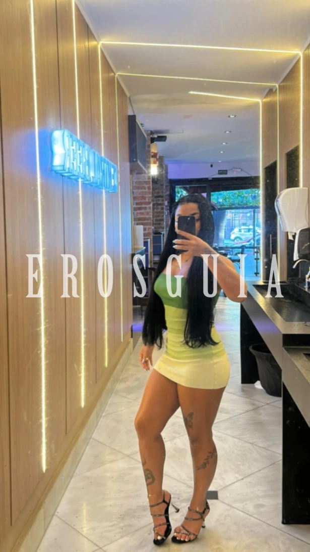 Beijos na boca, Fetichismo, Atenção à casais, Oral com camisinha, Oral sem camisinha, Squirting, Sado submissa, Chuva dourada, Beijo negro, Cubana, Sexo anal, Garganta profunda, Lésbica, Beijo branco, Ejaculação corpo, Namoradinha, Oral até o final, Duplas, Sado dominadora, Fantasias e figurinos, Strap on, Trios, Sado suave, Lingerie, Festas i eventos, Atenção à deficientes físicos, Atenção à mulheres, Despedida de solteiro, Orgia, Face fucking, Fisting vaginal, Sexcam: garotas de programa em Rio de Janeiro