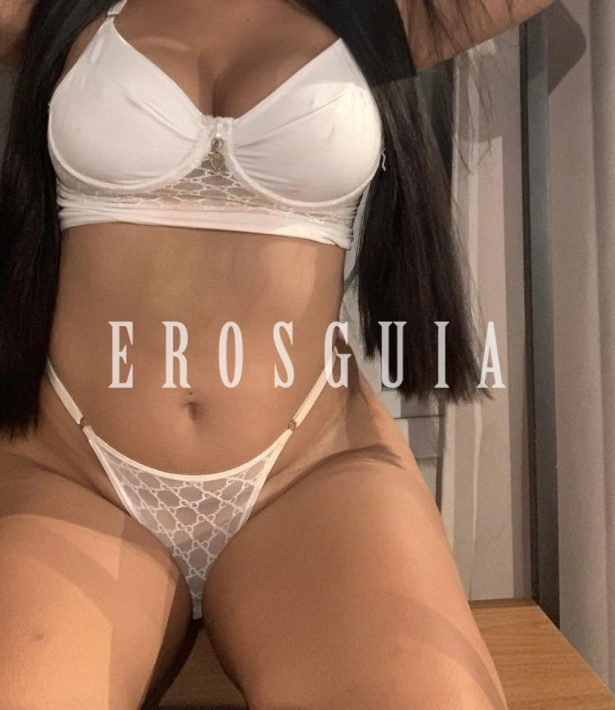 Beijos na boca, Fetichismo, Atenção à casais, Oral sem camisinha, Squirting, Sexo anal, Namoradinha, Oral até o final, Sado dominadora, Fantasias e figurinos, Massagem erótica, Trios, Ejaculação facial, Lingerie, Festas i eventos, Despedida de solteiro, Orgia, Sexcam: garotas de programa em Salvador