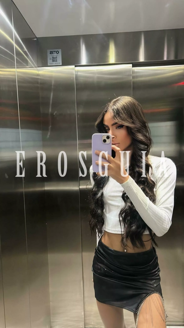 Sara ninfetinha, Prazer, eu sou a Sar
