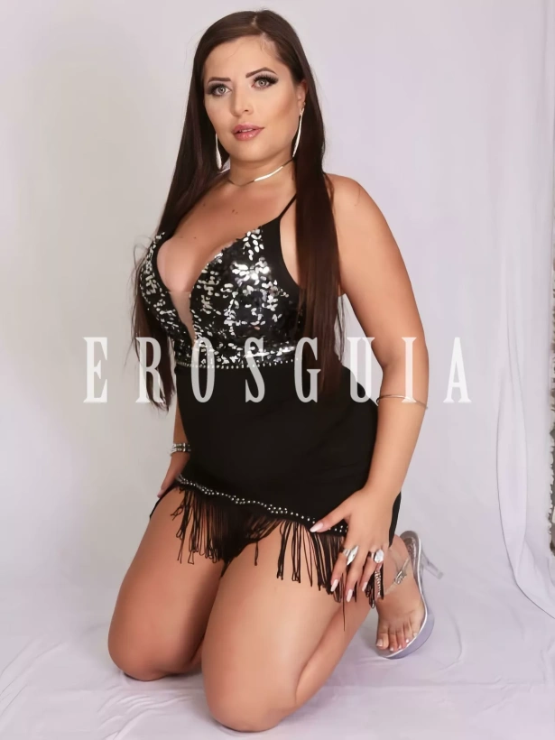 Beijos na boca, Fetichismo, Atenção à casais, Oral com camisinha, Oral sem camisinha, Squirting, Sado submissa, Chuva dourada, Cubana, Sexo anal, Garganta profunda, Lésbica, Beijo branco, Ejaculação corpo, Namoradinha, Oral até o final, Duplas, Sado dominadora, Fantasias e figurinos, Massagem erótica, Strap on, Trios, Ejaculação facial, PSE, Sado suave, Sado duro, Lingerie, Festas i eventos, Fisting Anal, Atenção à deficientes físicos, Atenção à mulheres, Despedida de solteiro, Orgia, Face fucking, Fisting vaginal, Sexcam: garotas de programa em São Paulo