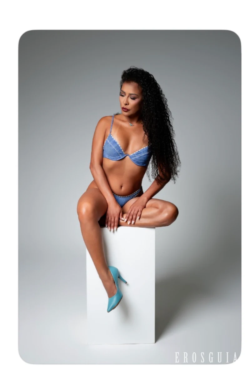 stories-slider-content